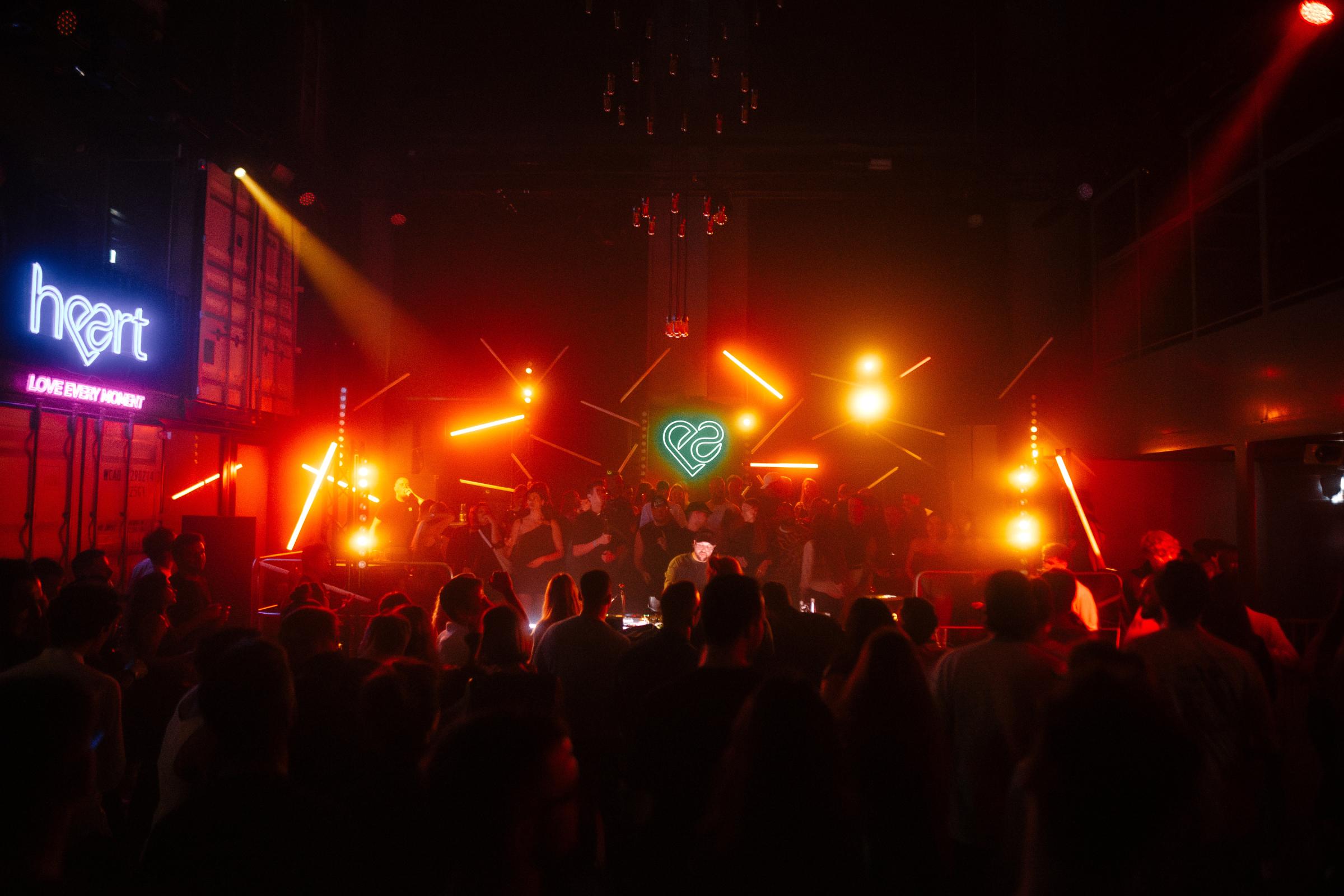 2025-10-11 HEART by Joe Pohl @joeisnotavailable -_W9A5379