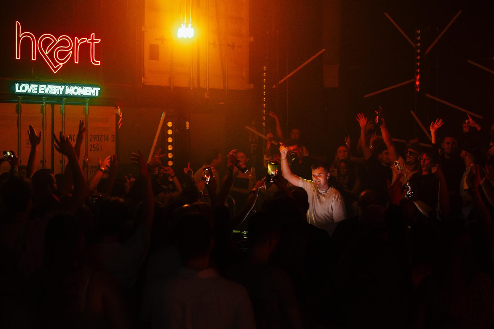 2025-10-11 HEART by Joe Pohl @joeisnotavailable -_W9A5764