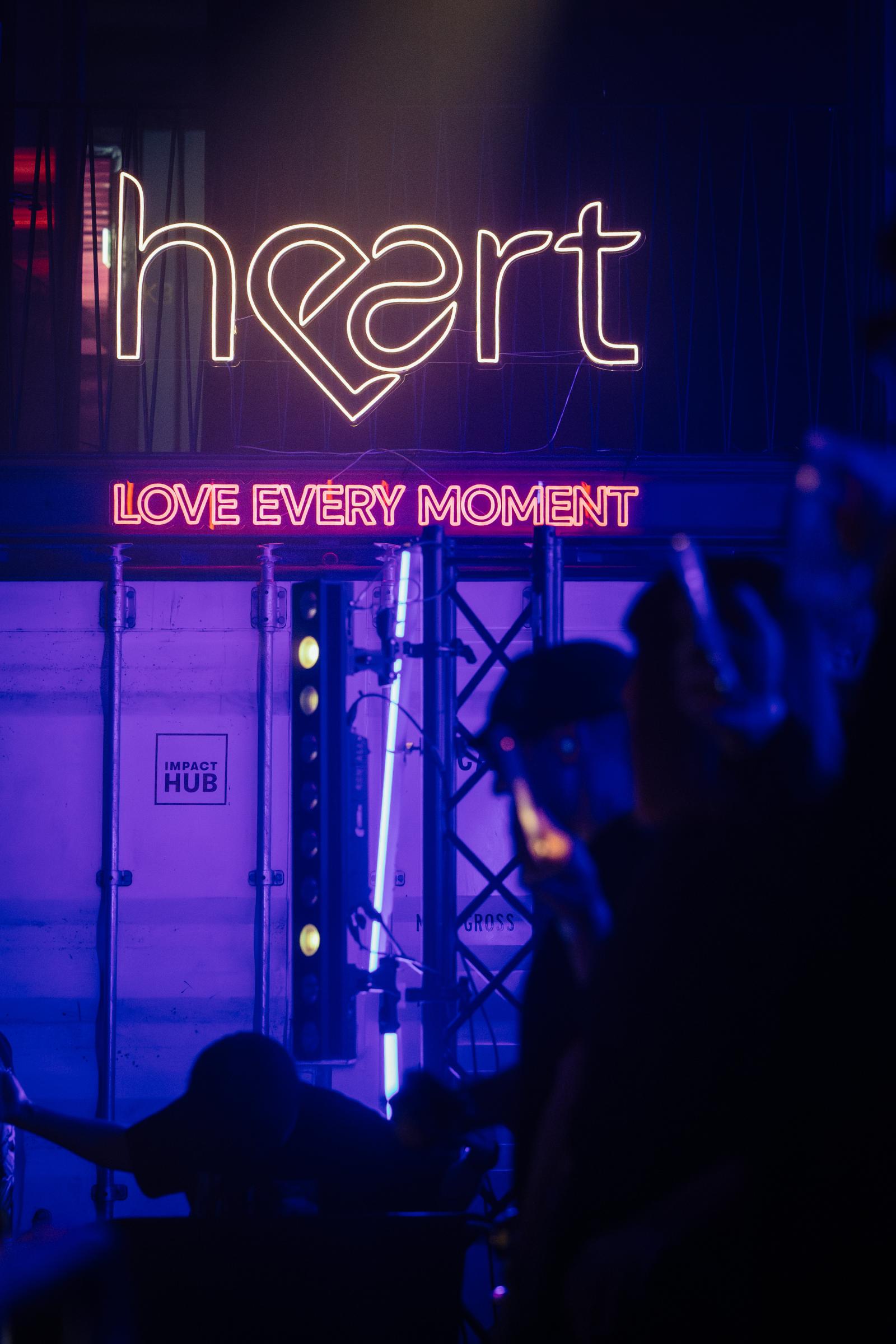 2025-10-11 HEART by Joe Pohl @joeisnotavailable -_W9A5798