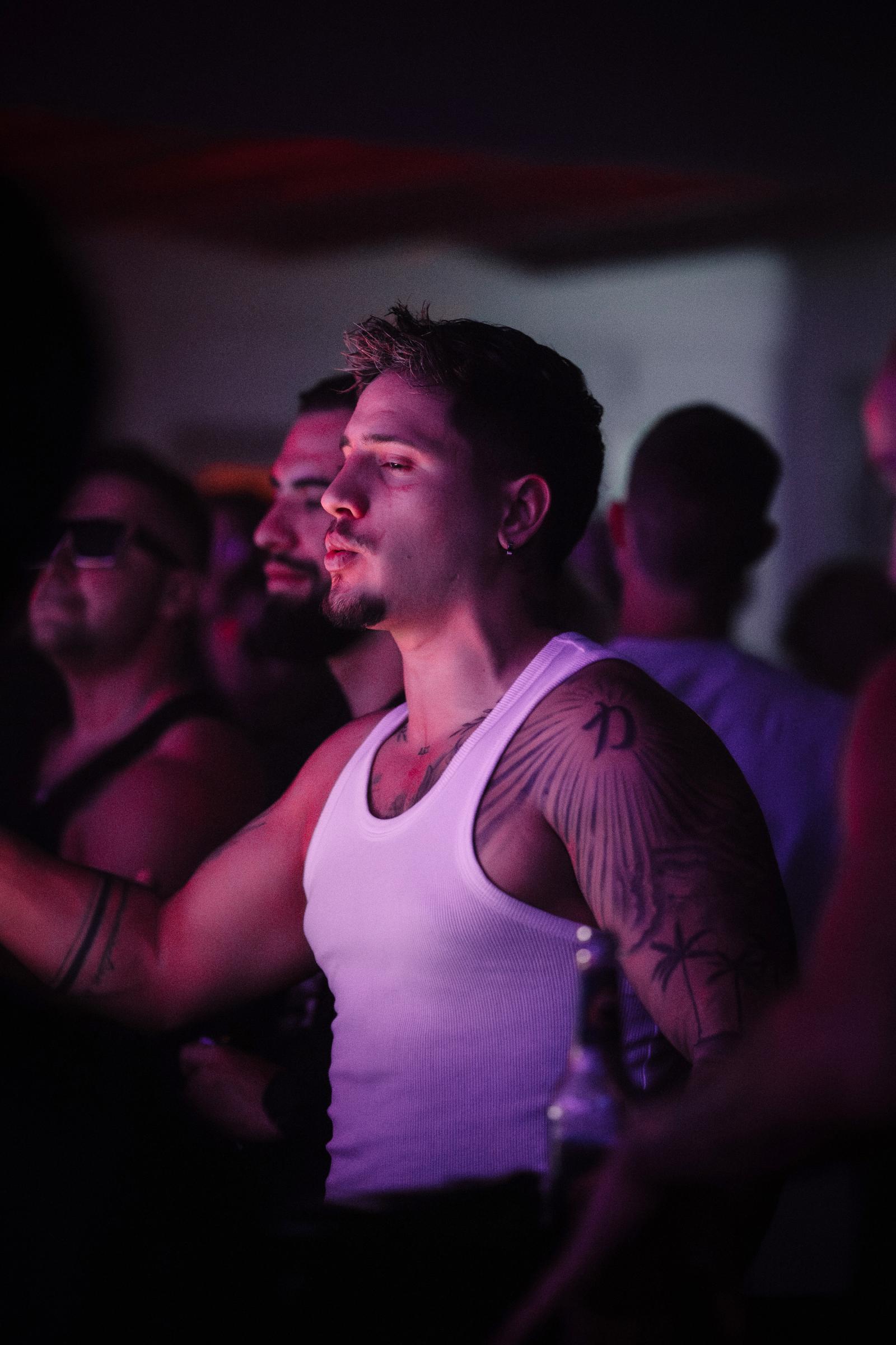 2025-10-11 HEART by Joe Pohl @joeisnotavailable -_W9A5898