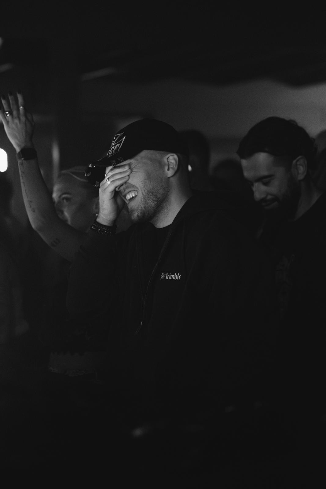 2025-10-11 HEART by Joe Pohl @joeisnotavailable -_W9A6042