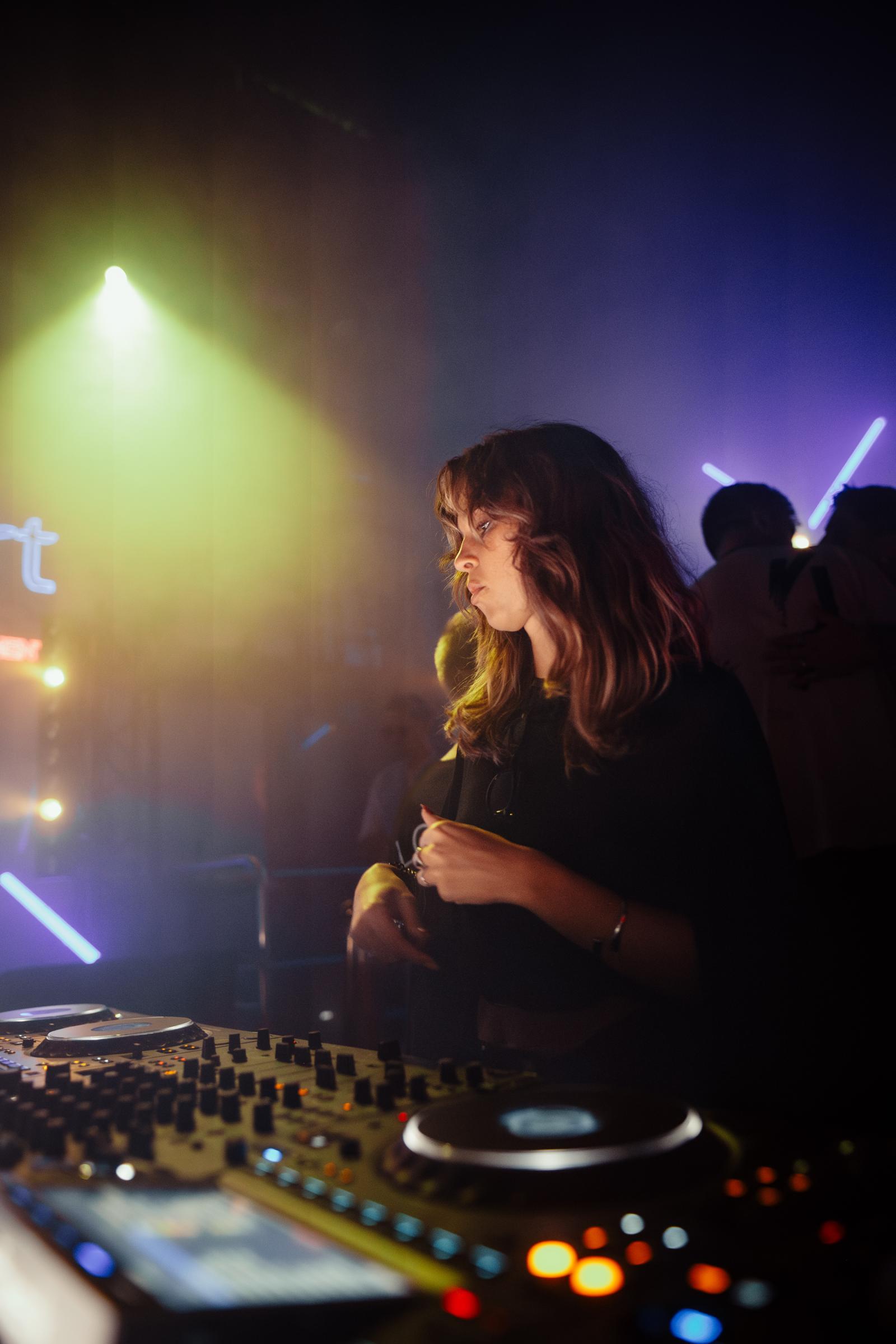 2025-10-11 HEART by Joe Pohl @joeisnotavailable -_W9A6578