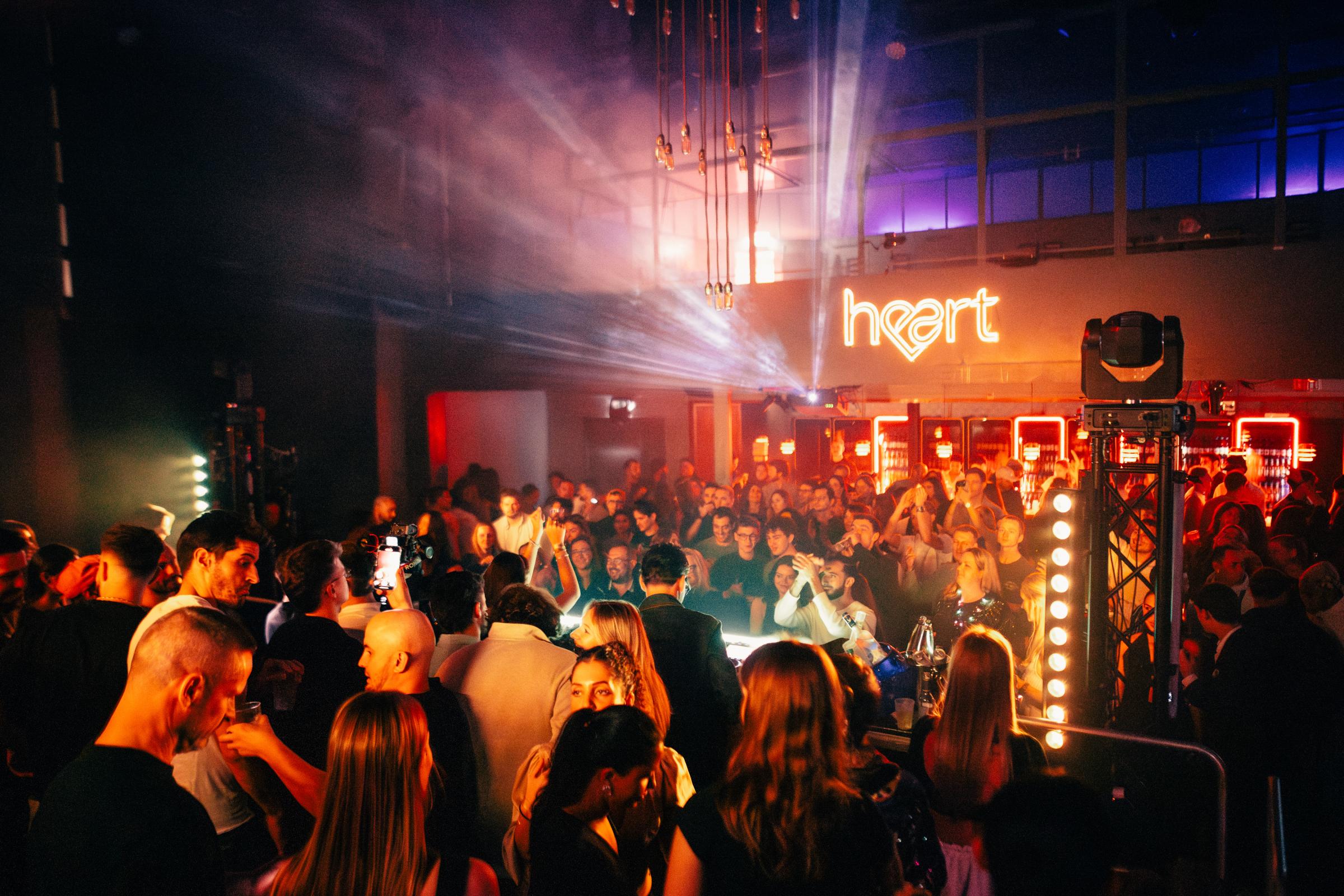 2025-12-13 HEART Zurich by Joe Pohl @joeisnotavailable-1439