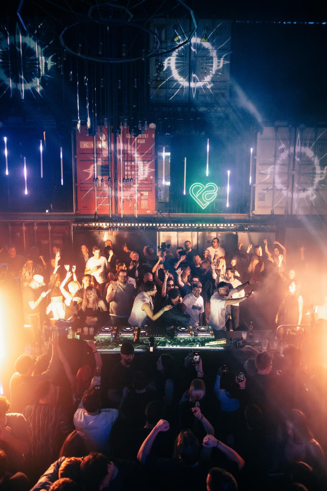 2025-12-13 HEART Zurich by Joe Pohl @joeisnotavailable-1767