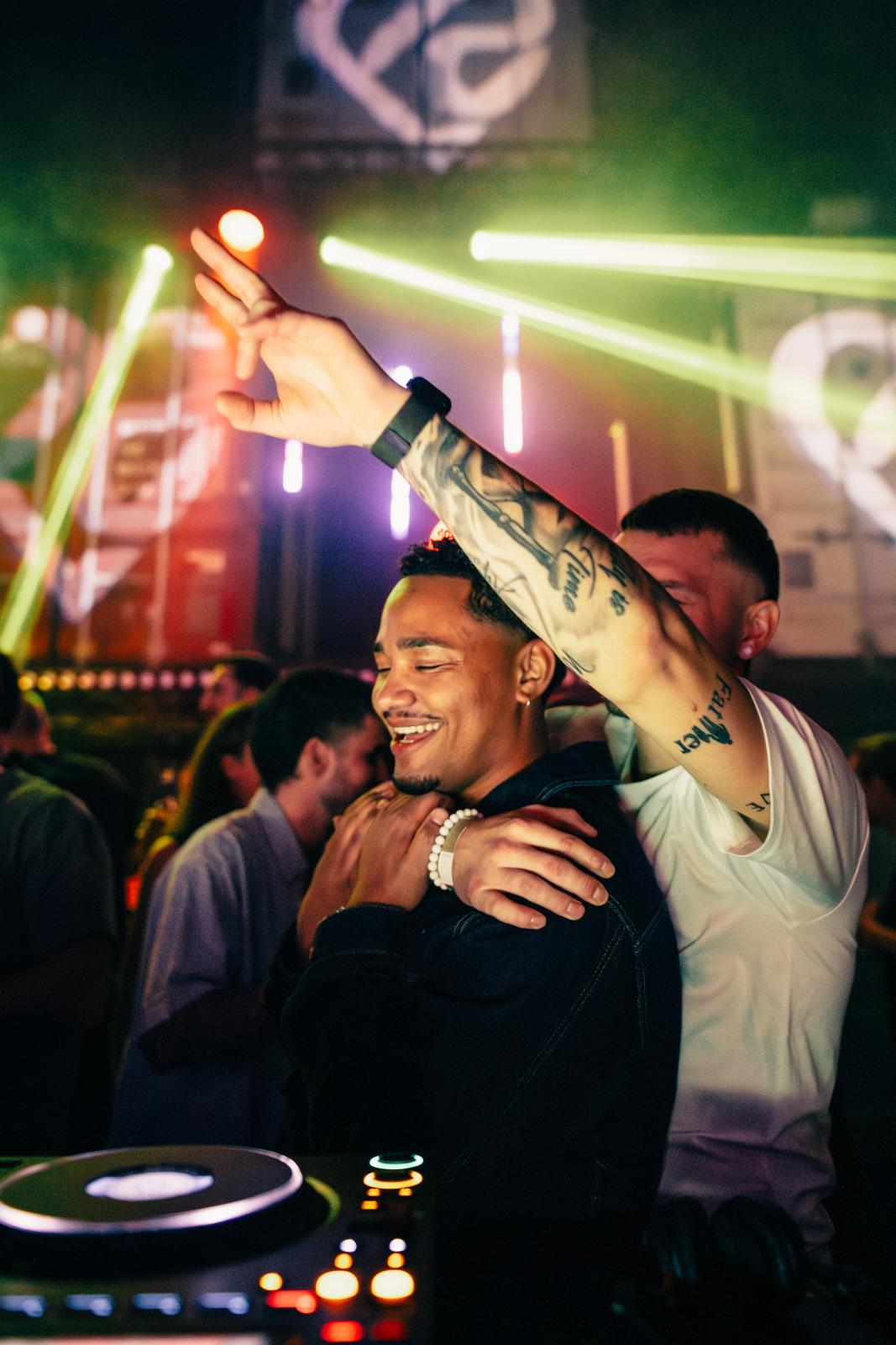 2025-12-13 HEART Zurich by Joe Pohl @joeisnotavailable-1517