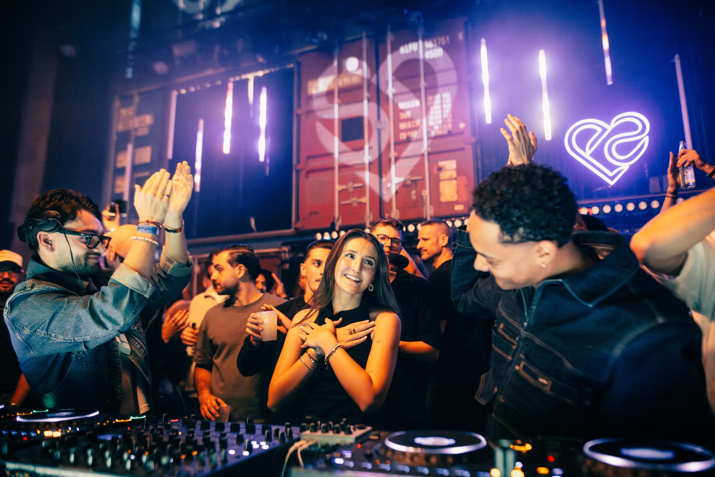 2025-12-13 HEART Zurich by Joe Pohl @joeisnotavailable-1533