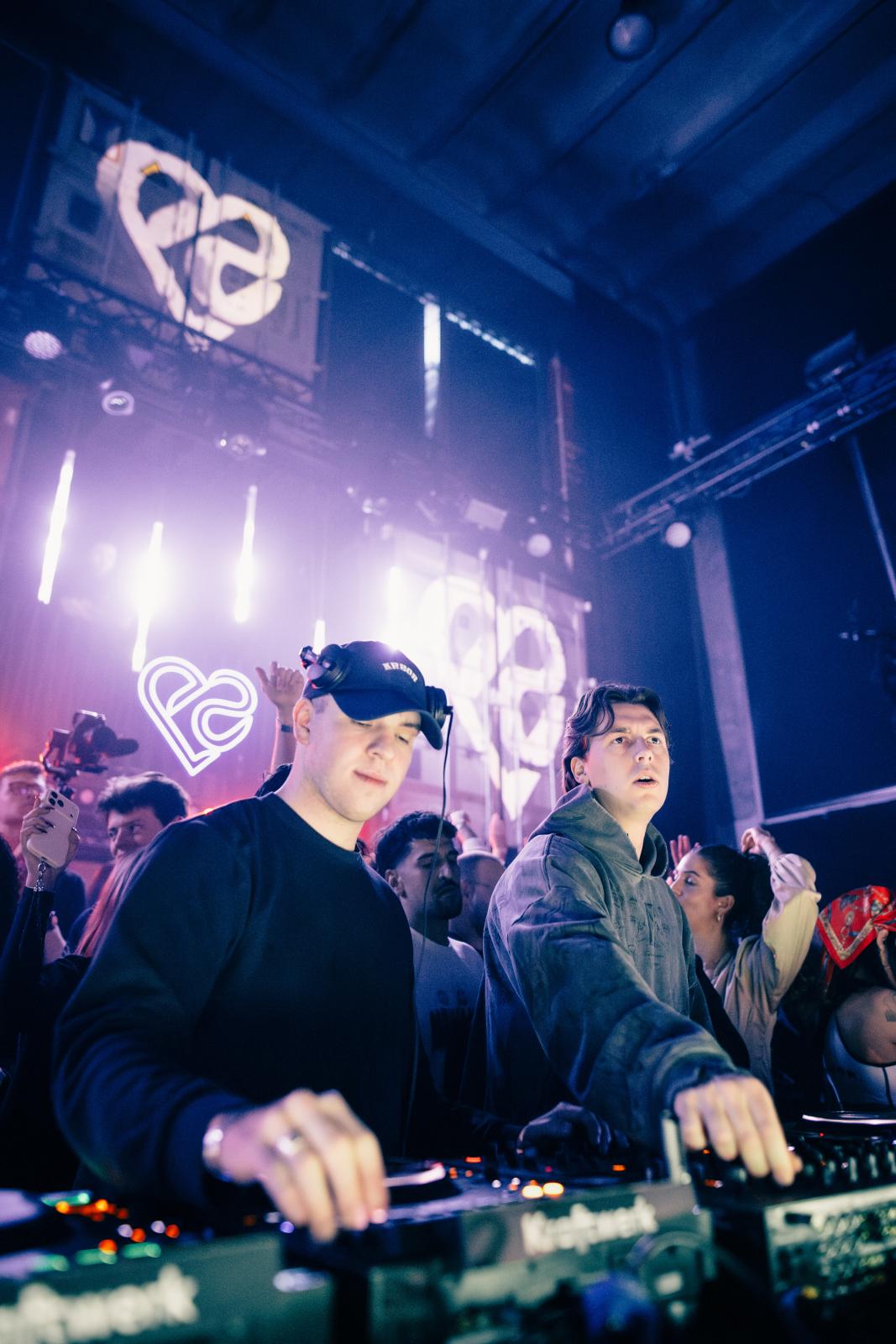 2025-12-13 HEART Zurich by Joe Pohl @joeisnotavailable-2412