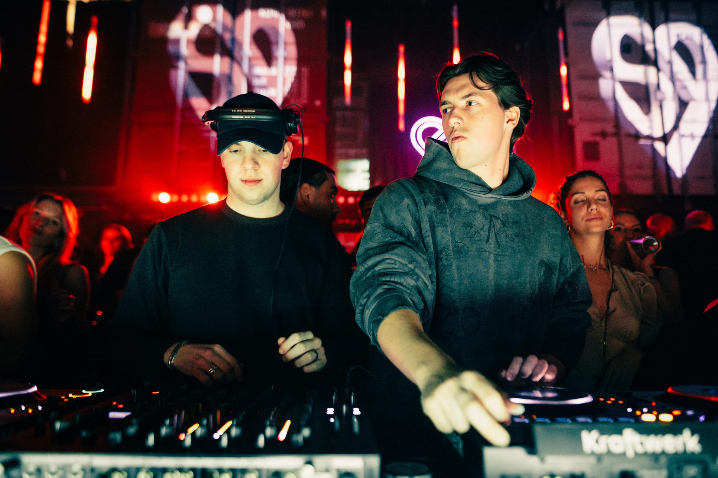 2025-12-13 HEART Zurich by Joe Pohl @joeisnotavailable-2462