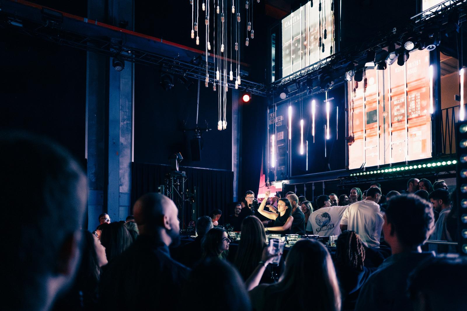 2025-12-13 HEART Zurich by Joe Pohl @joeisnotavailable-1046136