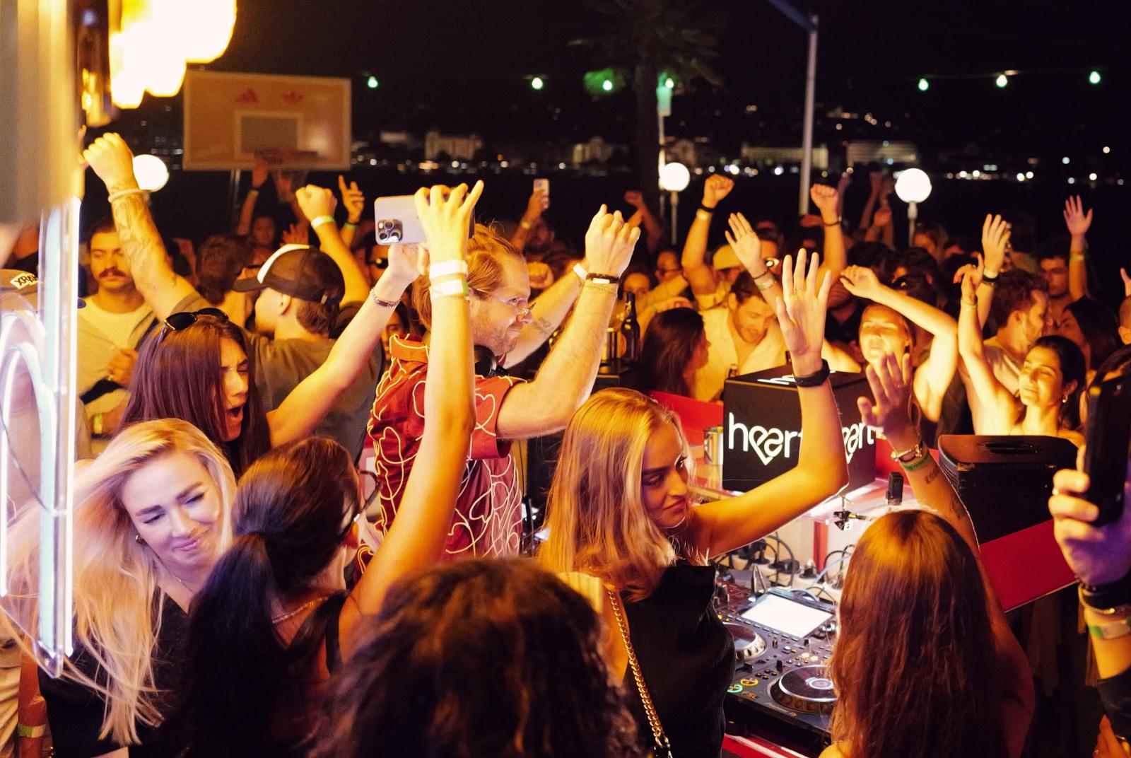 2025-08-16 HEART Zürich - by Joe Pohl @joeisnotavailable -L1041428