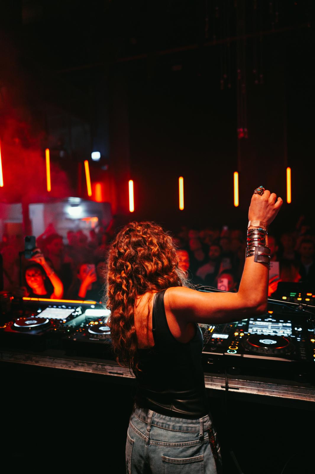 2024-12-07 HEART - by Joe Pohl @joeisnotavailable L1046071-Enhanced-NR