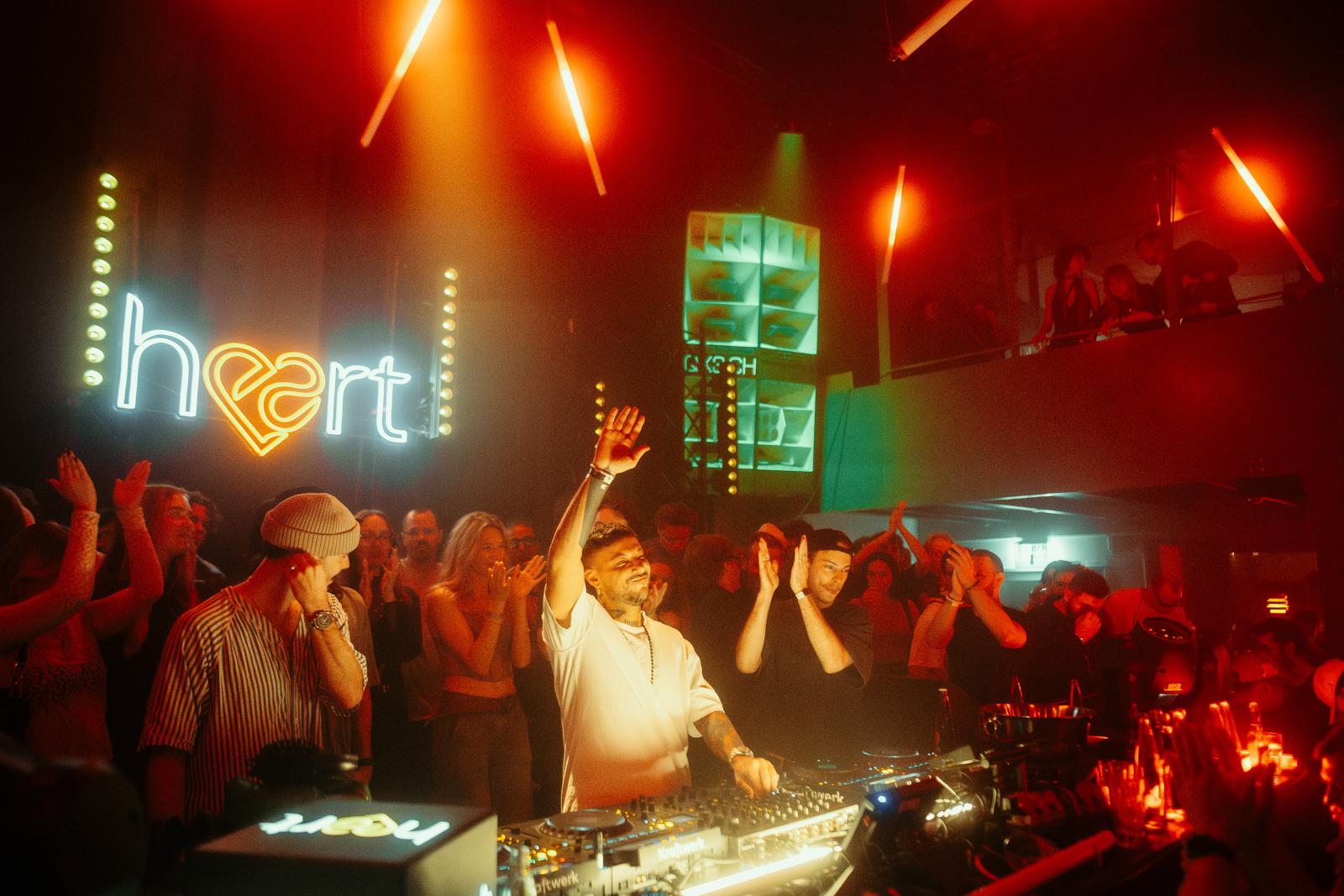 2025-03-16 HEART - by Joe Pohl @joeisnotavailable -_W9A6463-Enhanced-NR