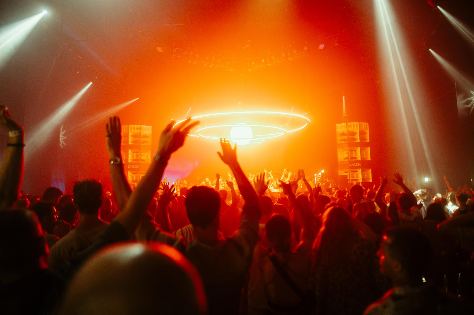 2024-08-10 Inner Circle by Joe Pohl @joeisnotavailable - _W9A4188-Enhanced-NR