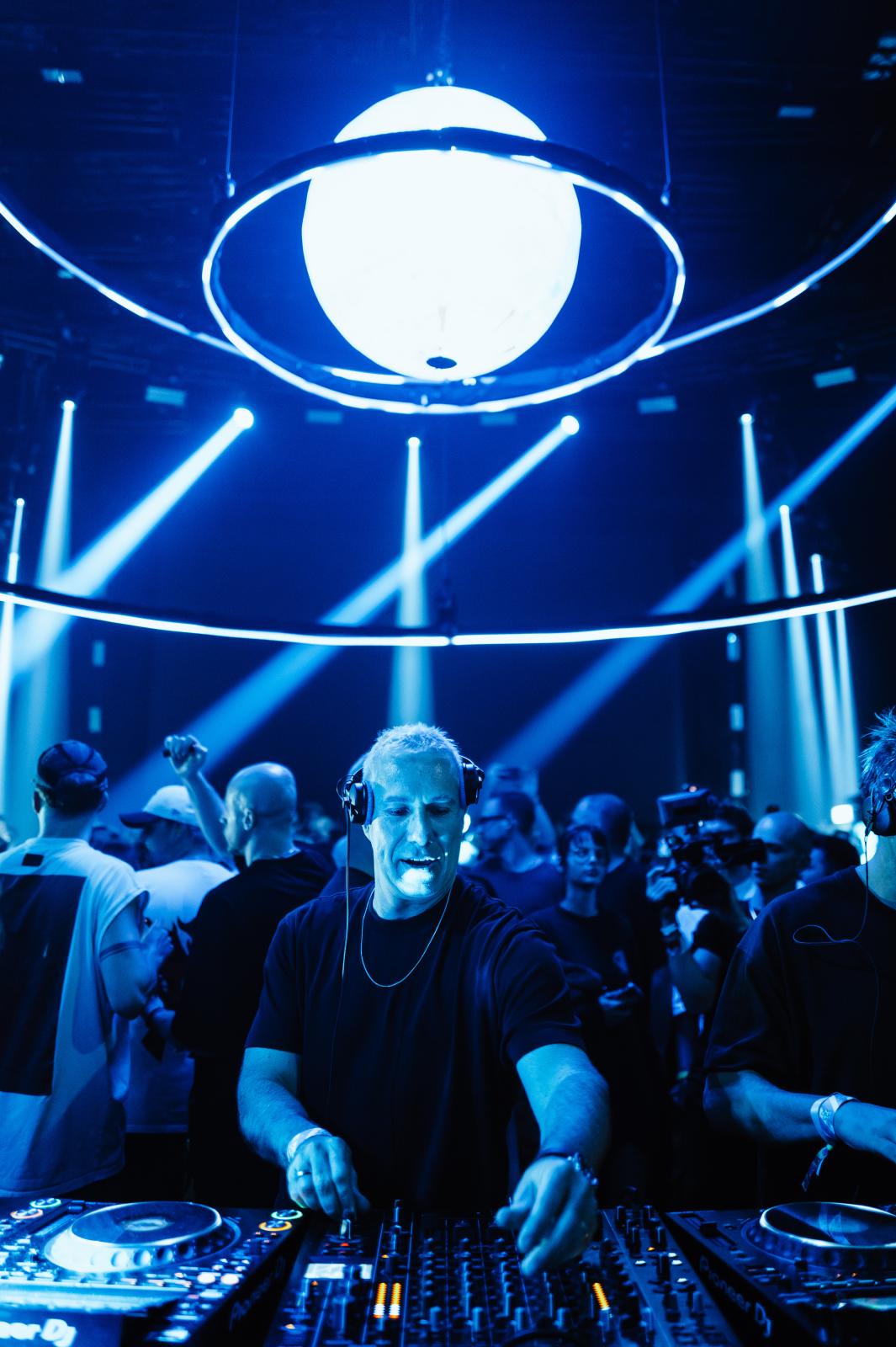 2025-08-09 InnerCircle - by Joe Pohl @joeisnotavailable -L1040863