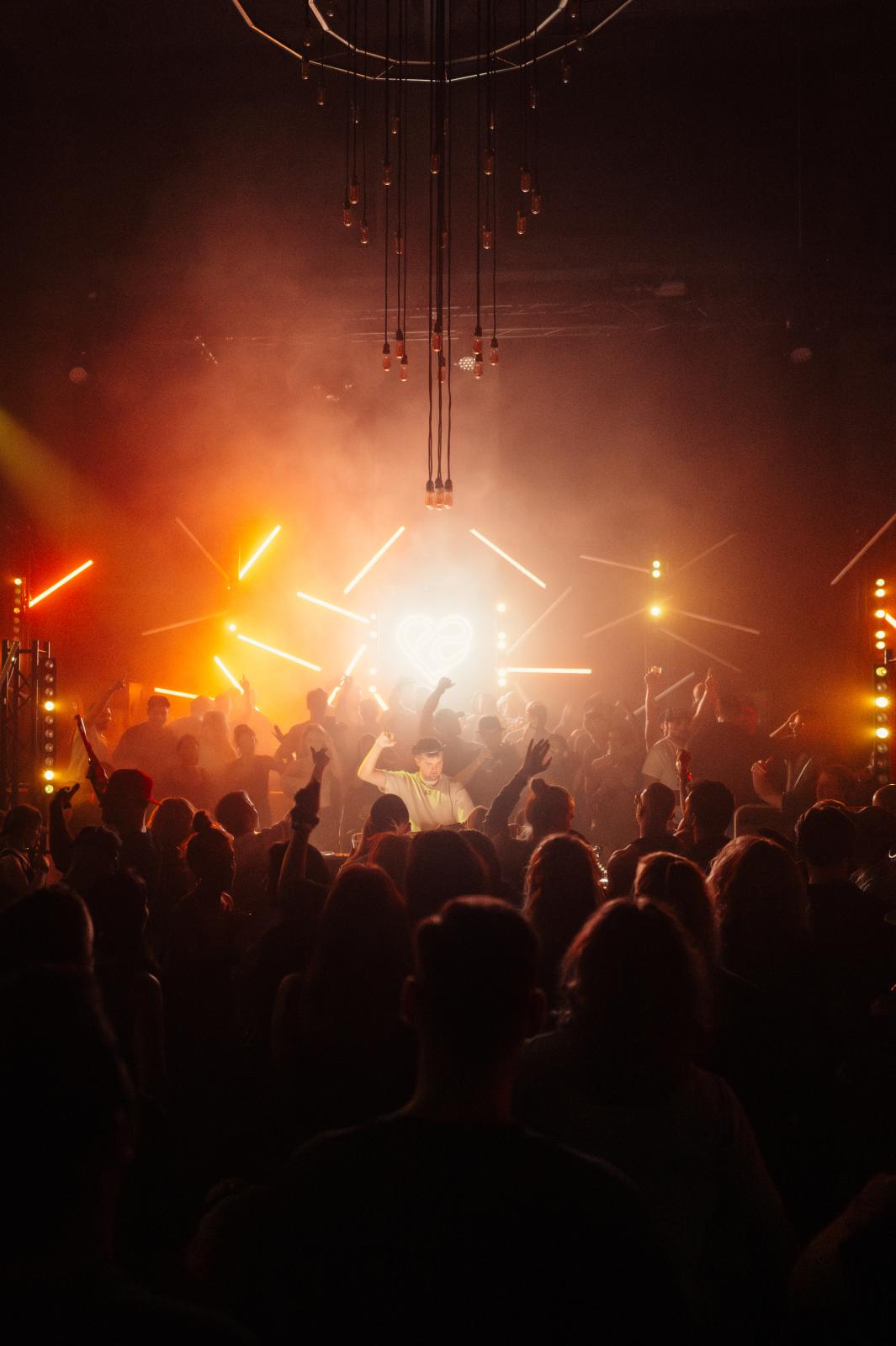 2025-10-11 HEART by Joe Pohl @joeisnotavailable -L1042674