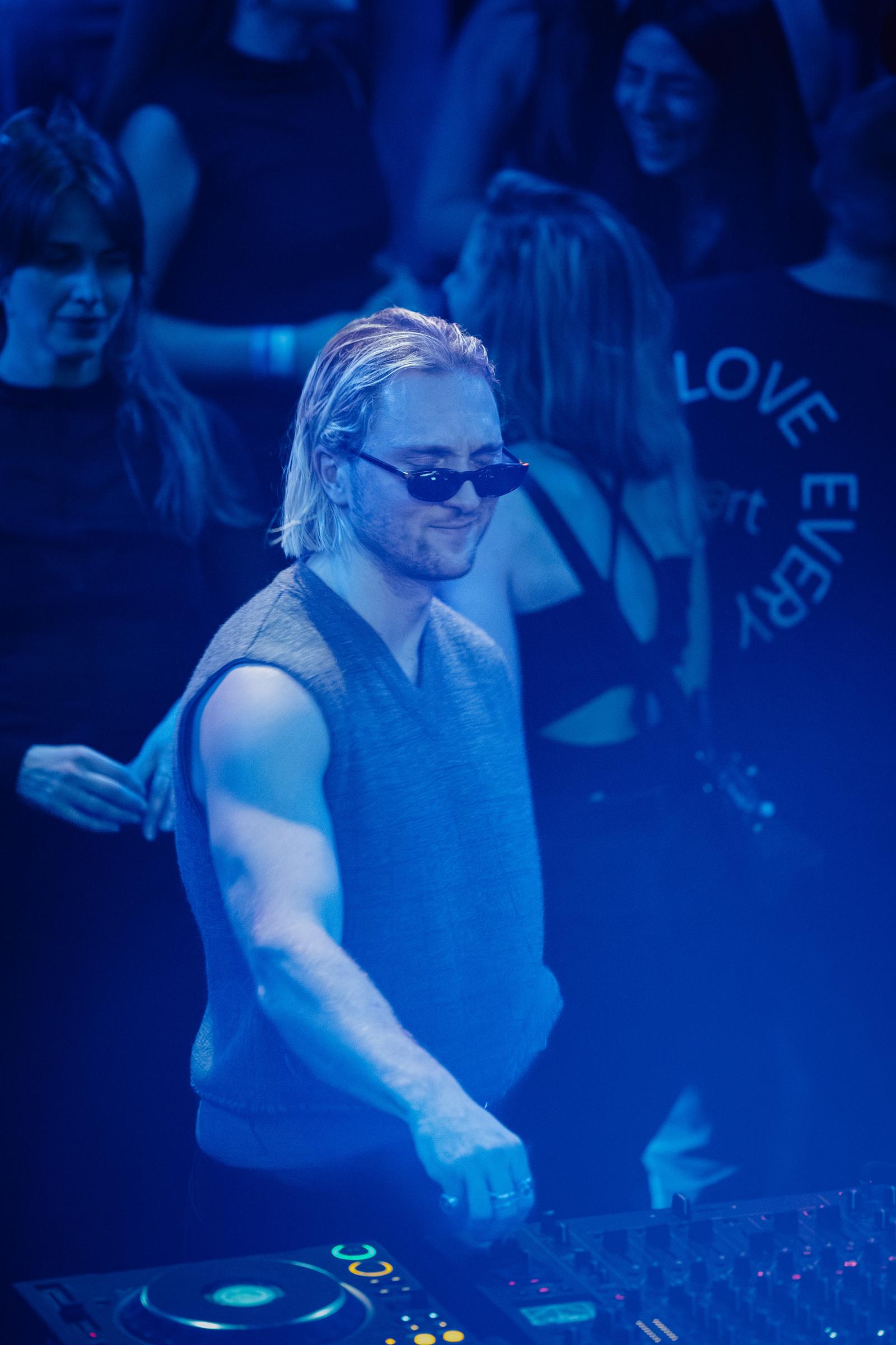 2026-02-06 HEART Zurich by @joeisnotavailable-0414