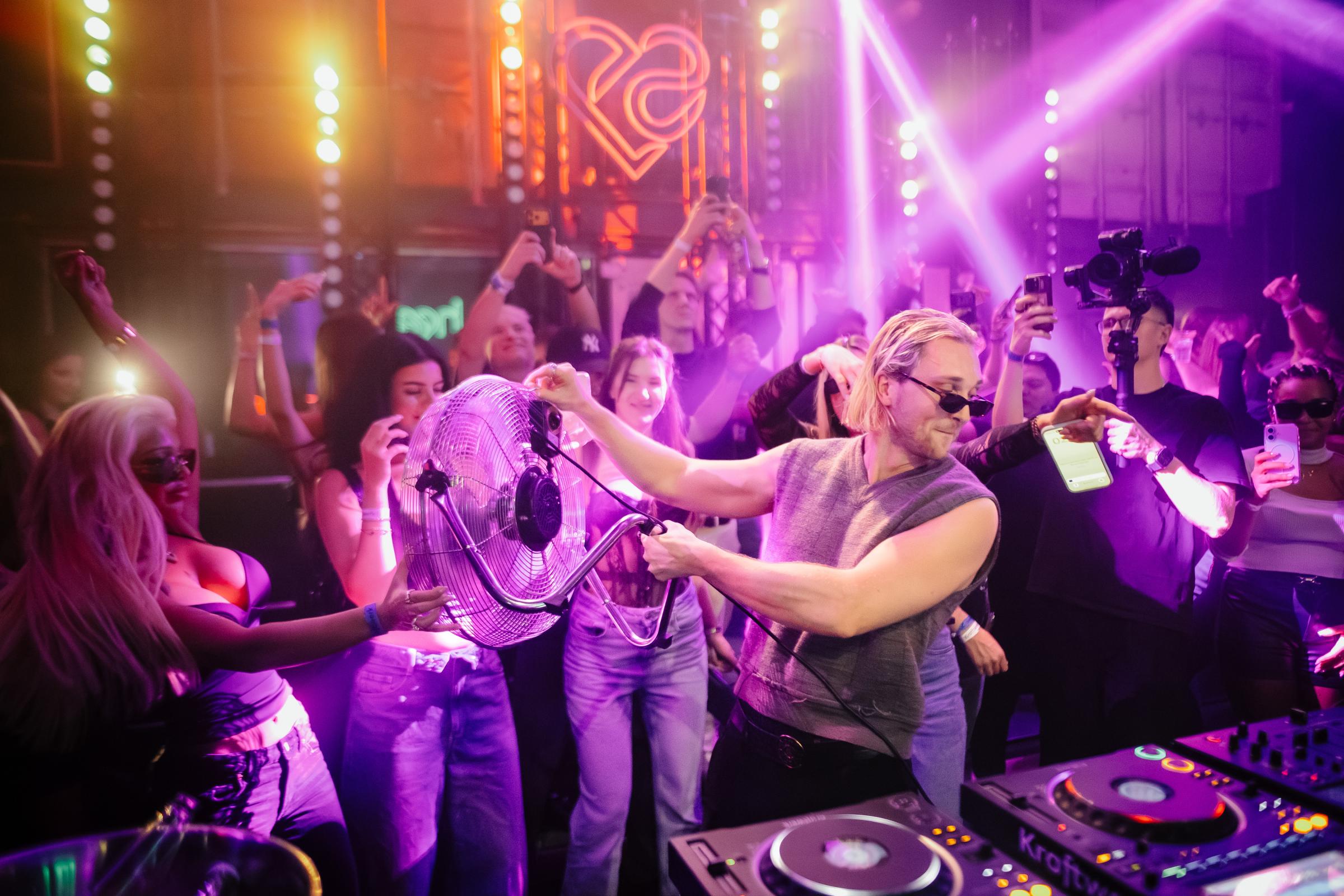 2026-02-06 HEART Zurich by @joeisnotavailable-0801