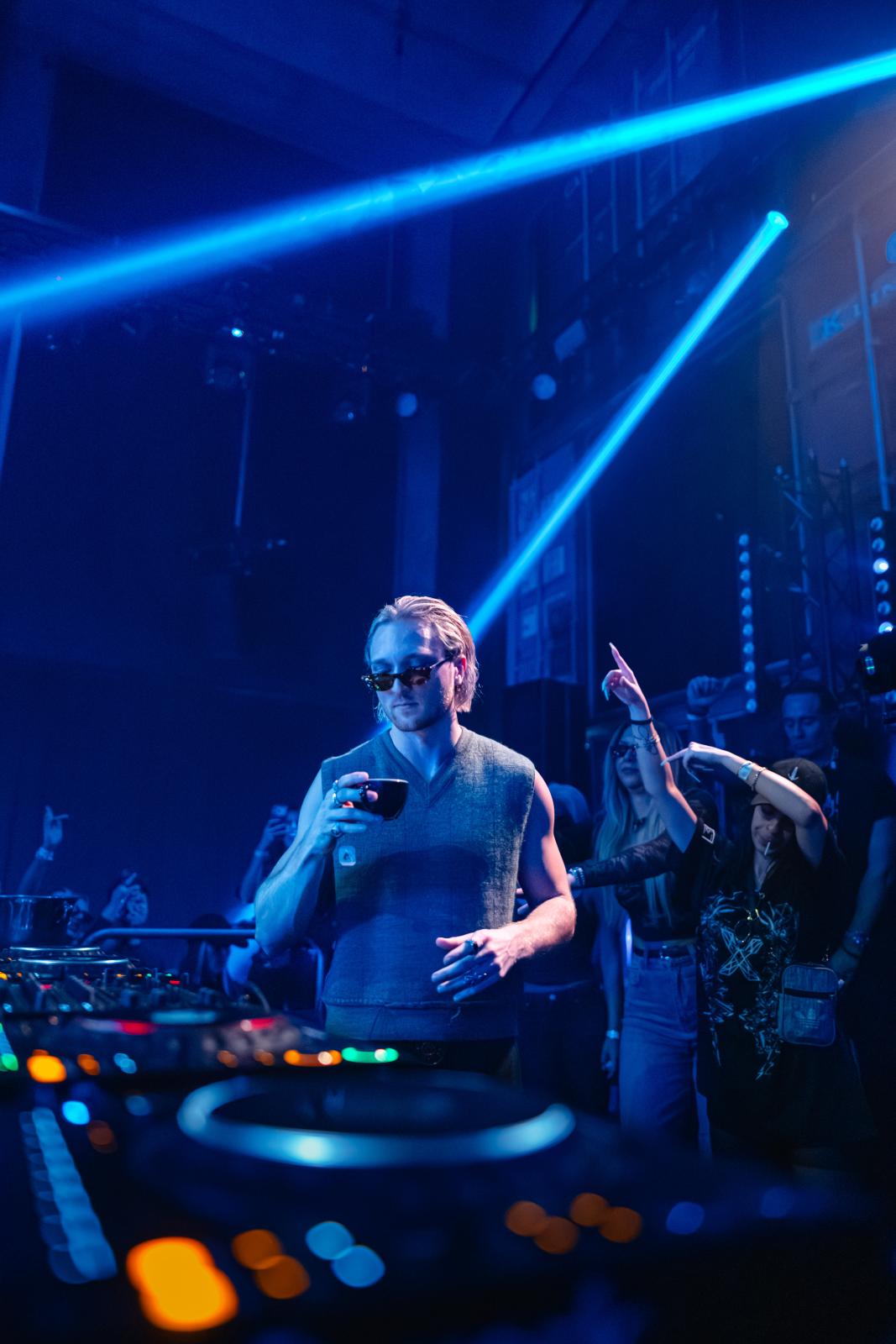 2026-02-06 HEART Zurich by @joeisnotavailable-9927