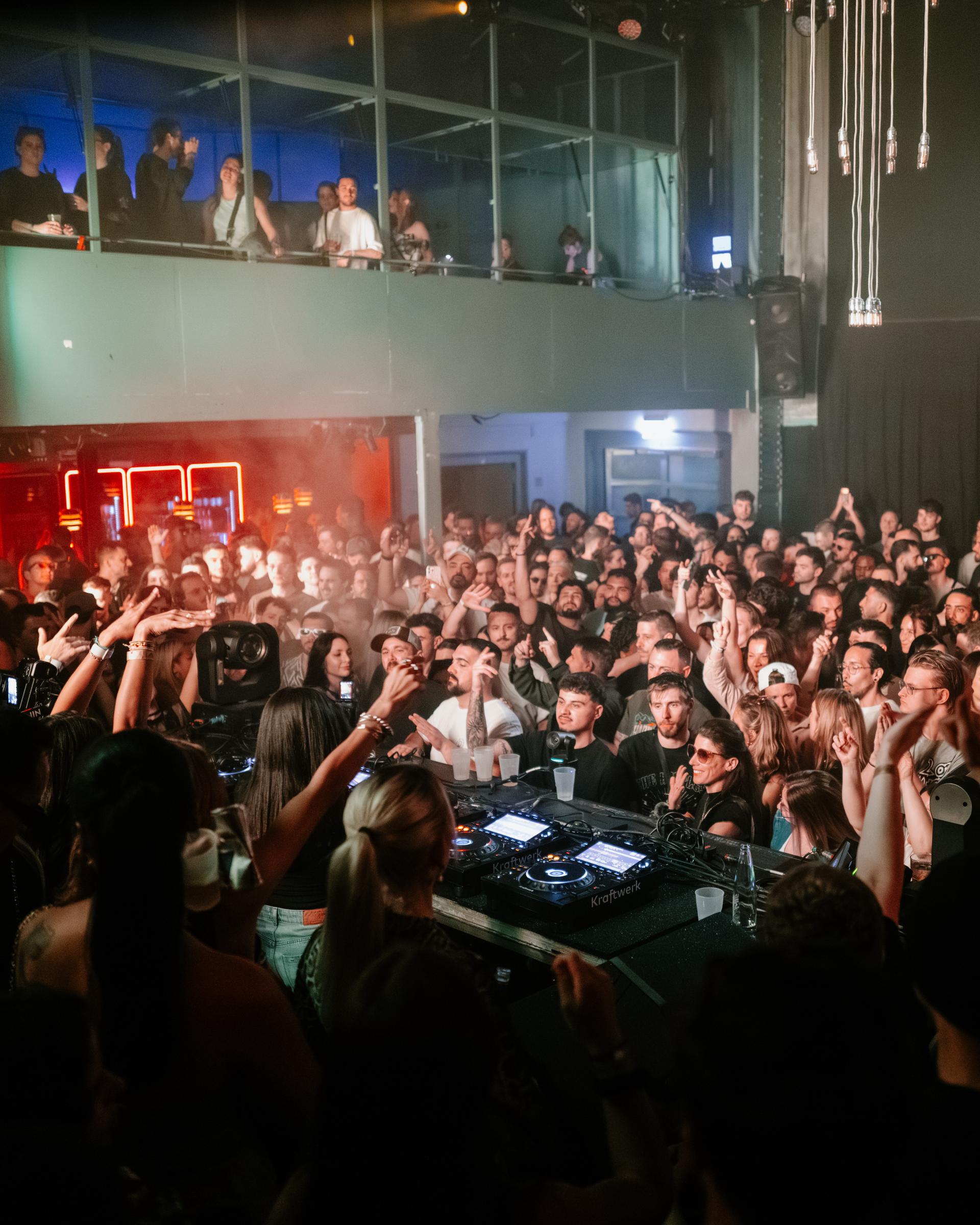 2026-04-18 HEART Zurich by @joeisnotavailable -1011163