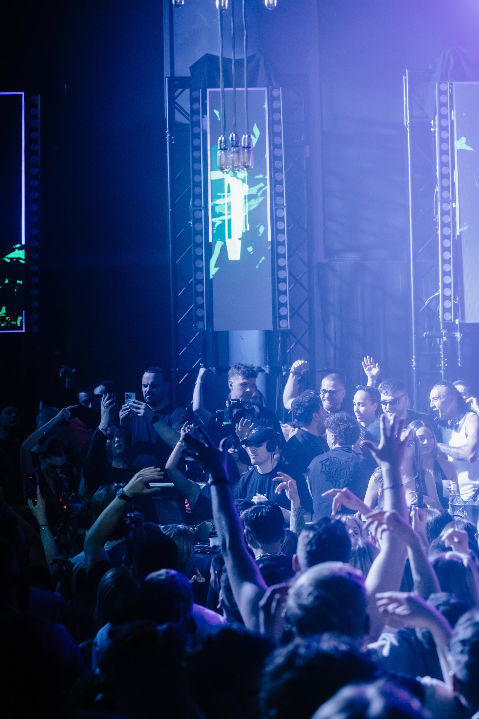 2026-04-18 HEART Zurich by @joeisnotavailable -3570