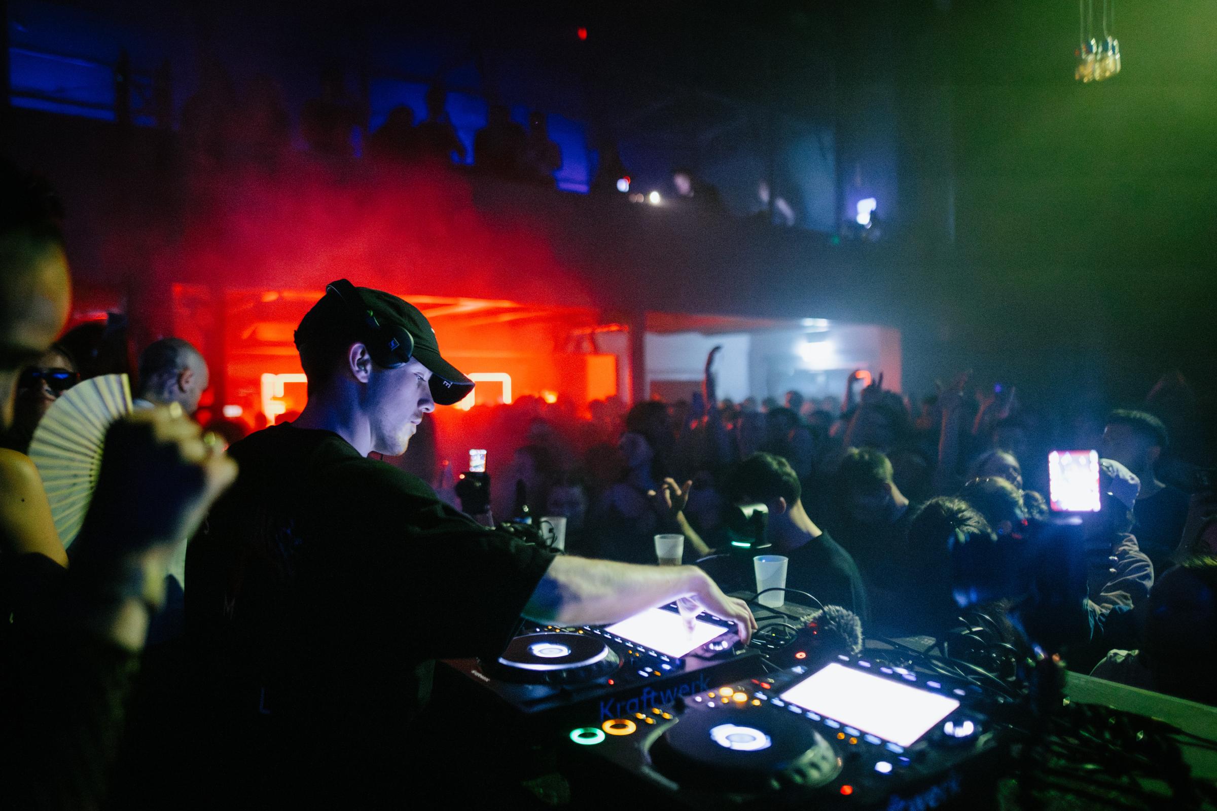 2026-04-18 HEART Zurich by @joeisnotavailable -3787