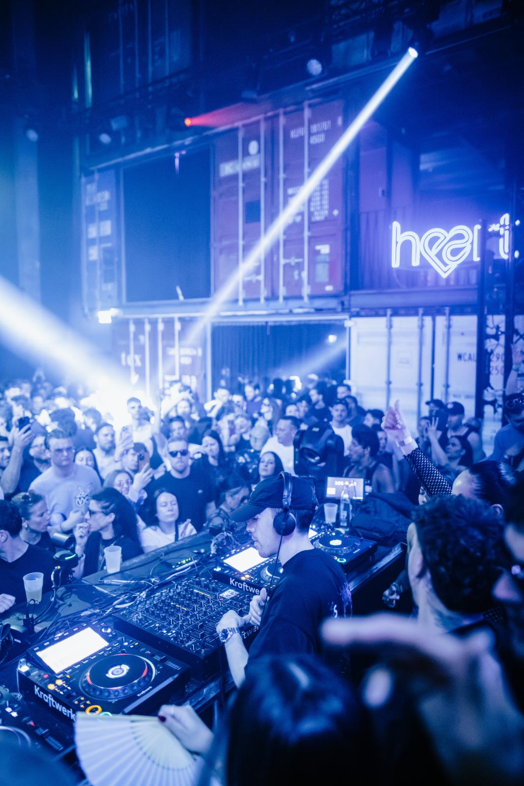 2026-04-18 HEART Zurich by @joeisnotavailable -3772