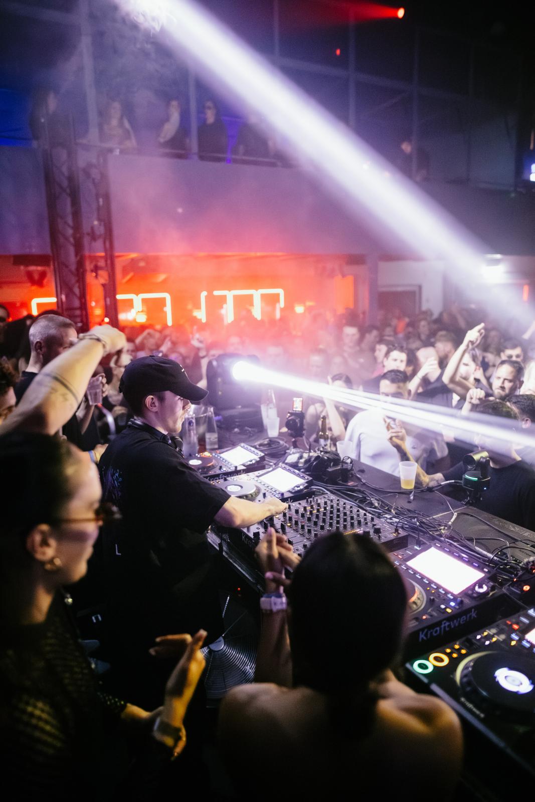 2026-04-18 HEART Zurich by @joeisnotavailable -3856