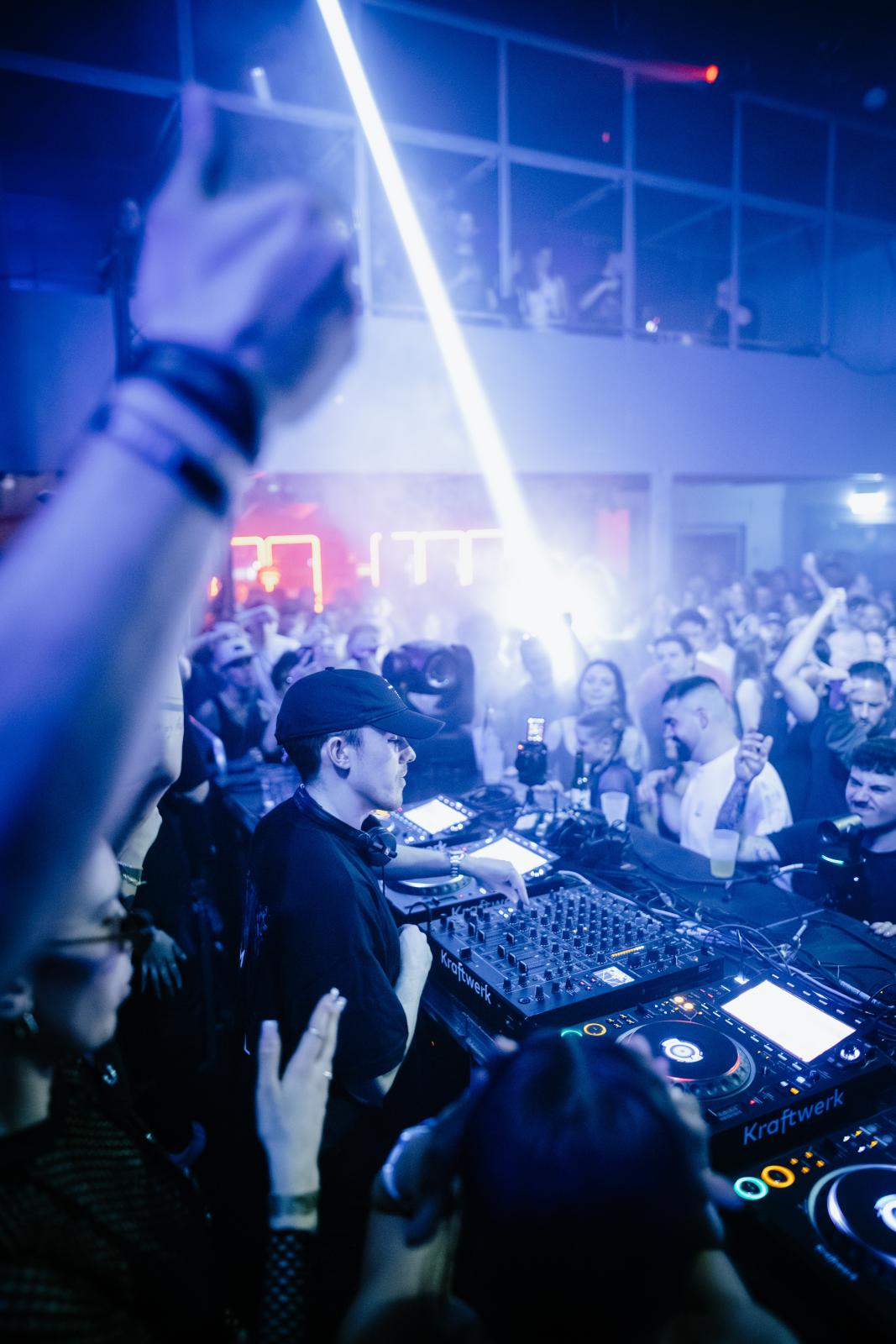 2026-04-18 HEART Zurich by @joeisnotavailable -3846