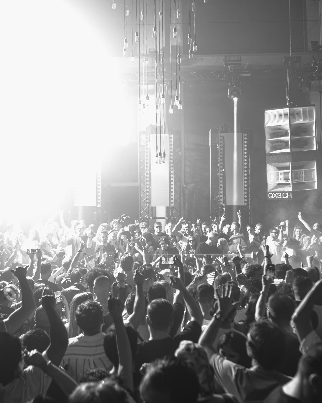 2026-04-18 HEART Zurich by @joeisnotavailable -4154